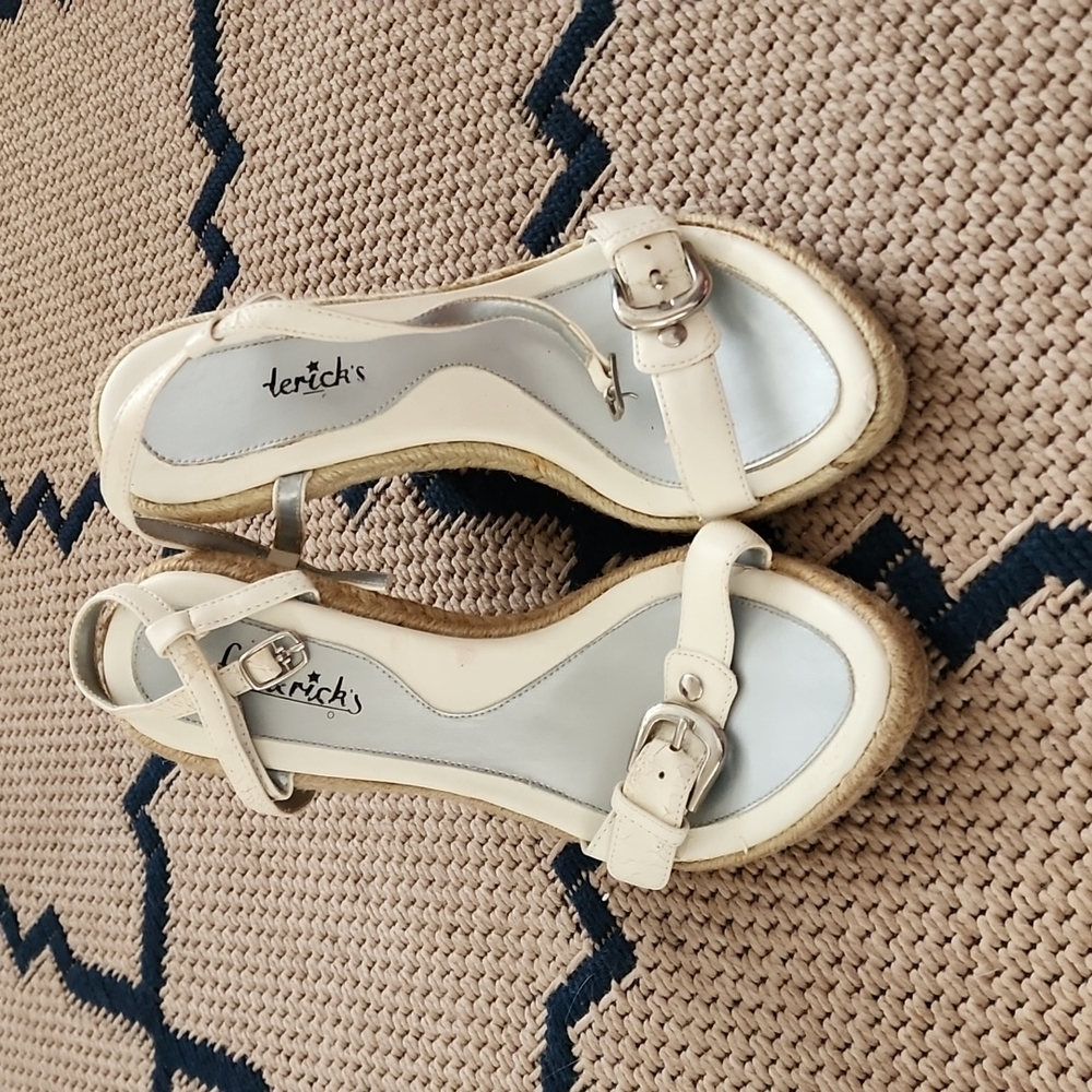 White mules